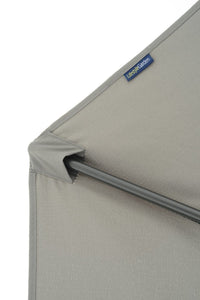 Parasol redondo de aluminio y acero
