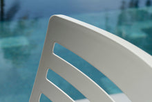 Cargar imagen en el visor de la galería, Pack 4 sillas de exterior de aluminio blanco roto Portals Light
